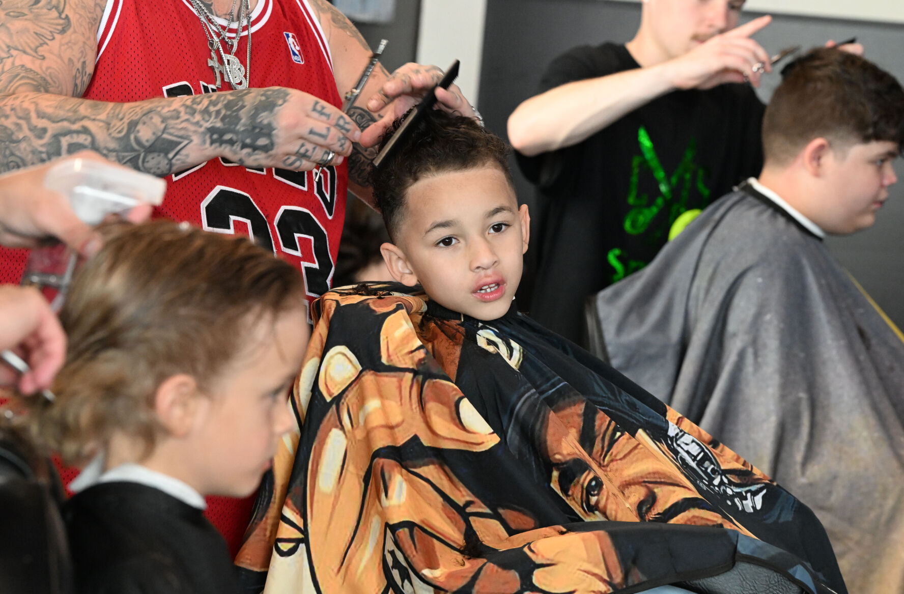 080222-news-haircuts07.JPG